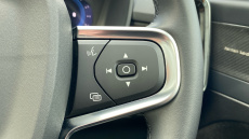 Volvo XC40 2.0 B3P Ultimate Dark 5dr Auto Petrol Estate